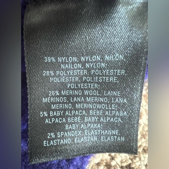 Anthropologie moth cut out neck sweater medium boucle purple grape alpaca wool - Picture 9 of 10